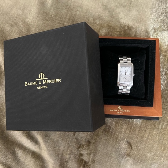 Baume & Mercier Hampton Wristwatch - Picture 1 of 12